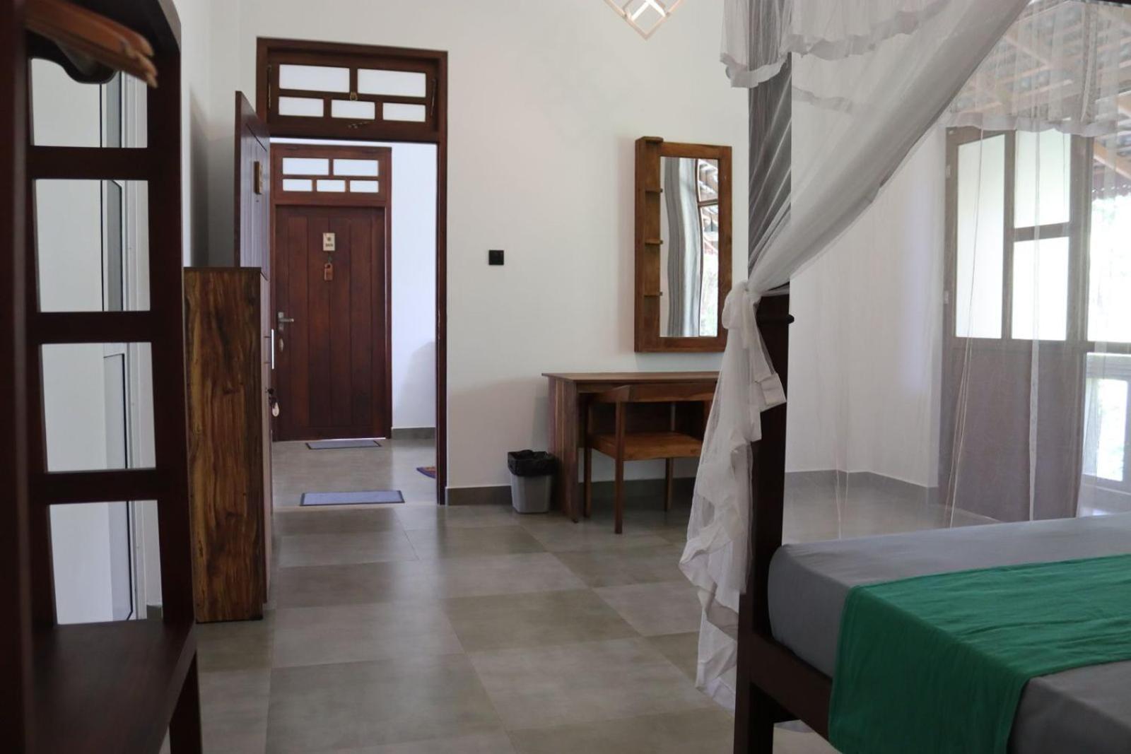 Plantation Surf Inn & Restaurant - Midigama East Pokój zdjęcie