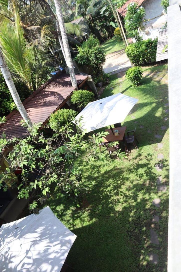 Plantation Surf Inn & Restaurant - Midigama East Zewnętrze zdjęcie